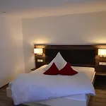 Hotel Restaurant Lamm Monsheim (Enz)