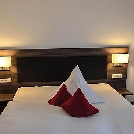 Hotel Restaurant Lamm Monsheim (Enz)