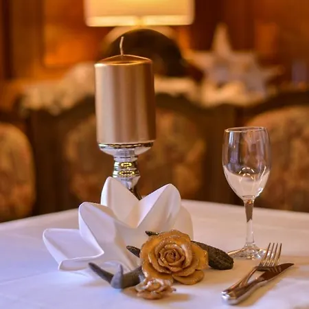 酒店 Restaurant Lamm Monsheim (Enz)