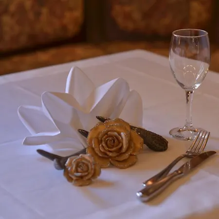 Restaurant Lamm ホテル