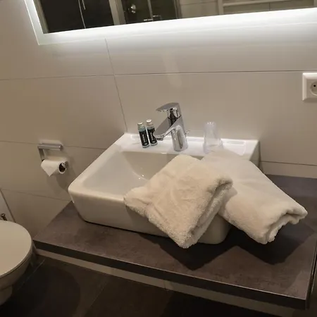 Hotel Restaurant Lamm Monsheim (Enz)