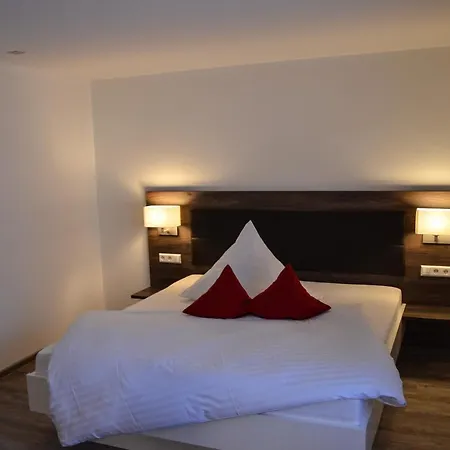 Hotel Restaurant Lamm Monsheim (Enz)