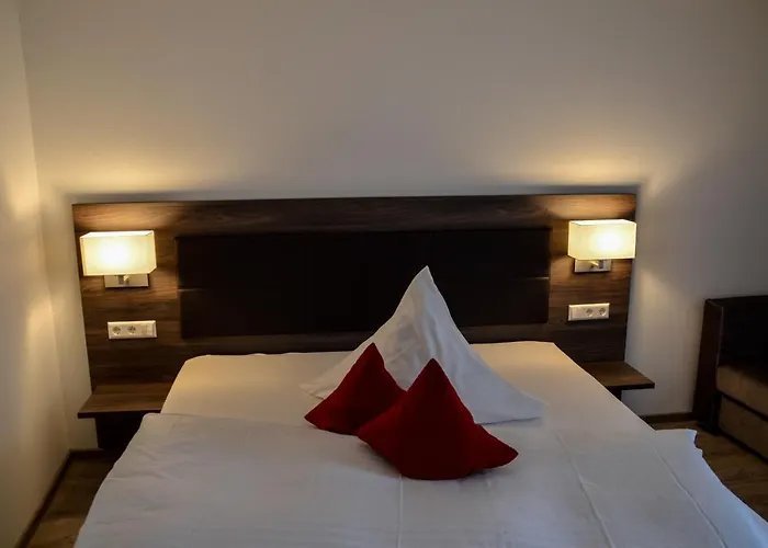 Hotell Restaurant Lamm 3*