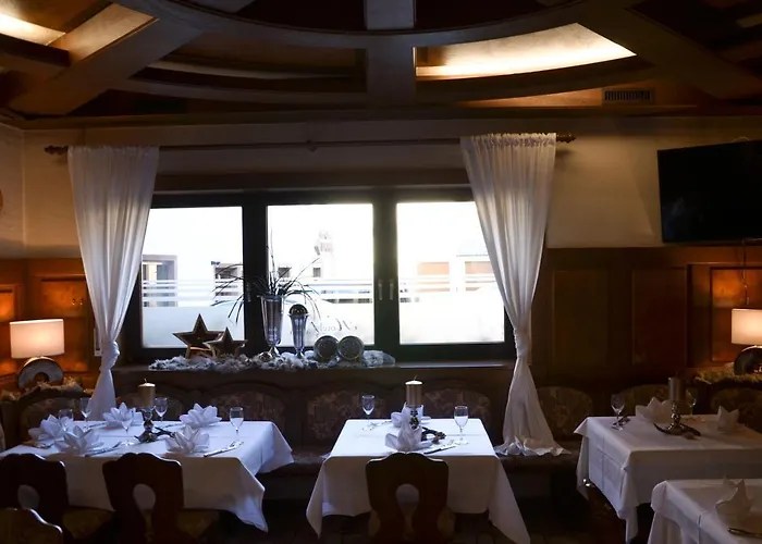 Hotell Restaurant Lamm 3*